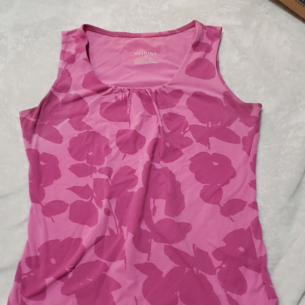 Pink flower tank